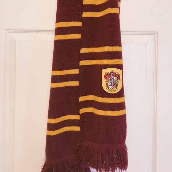 Gryffindor scarf - Picture 2 of 2